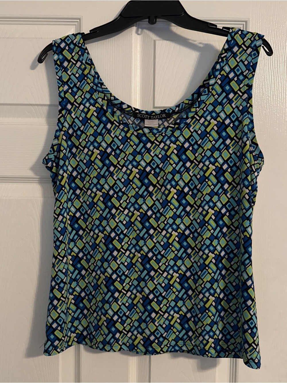 Scott Taylor Blue & Green Geometric Sleeveless Blouse
